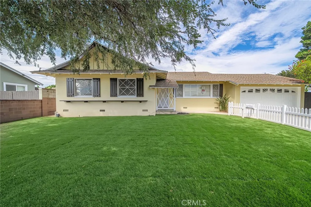 901 W Autumn Anaheim, CA 92805
