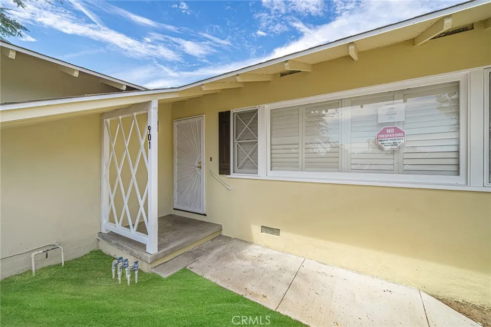 901 W Autumn Anaheim, CA 92805