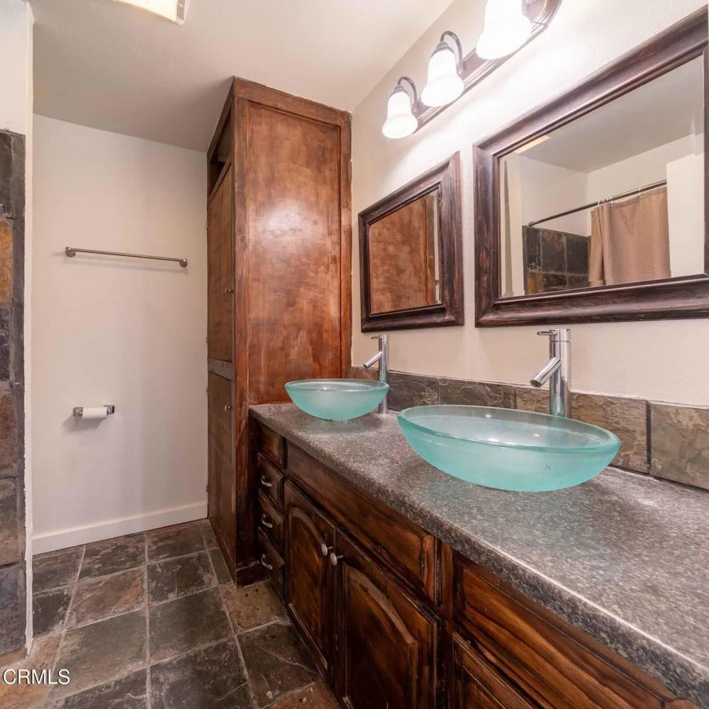 414 Palm Avenue Santa Paula, CA 93060