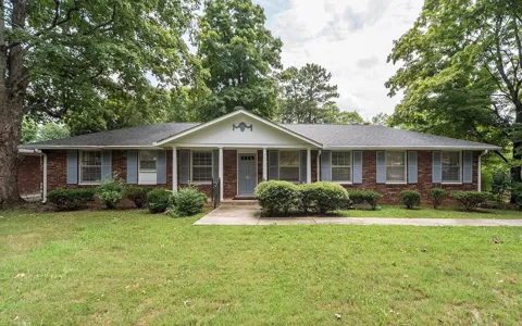 114 Dorris Dr