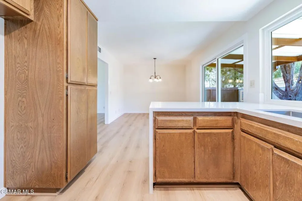 310 Erica Place Oxnard, CA 93036