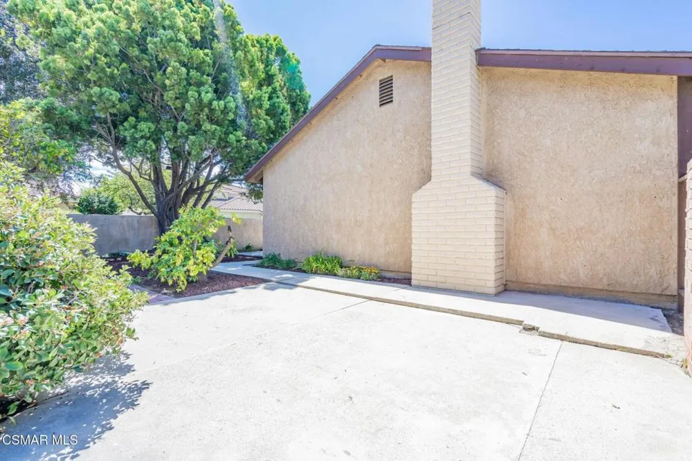 310 Erica Place Oxnard, CA 93036