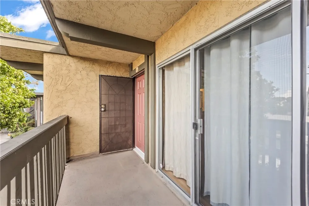 23308 Marigold Avenue #V-201 Torrance, CA 90502