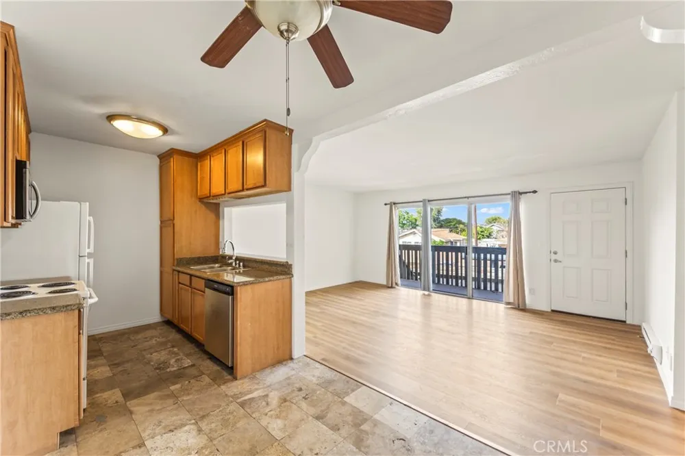 23308 Marigold Avenue #V-201 Torrance, CA 90502