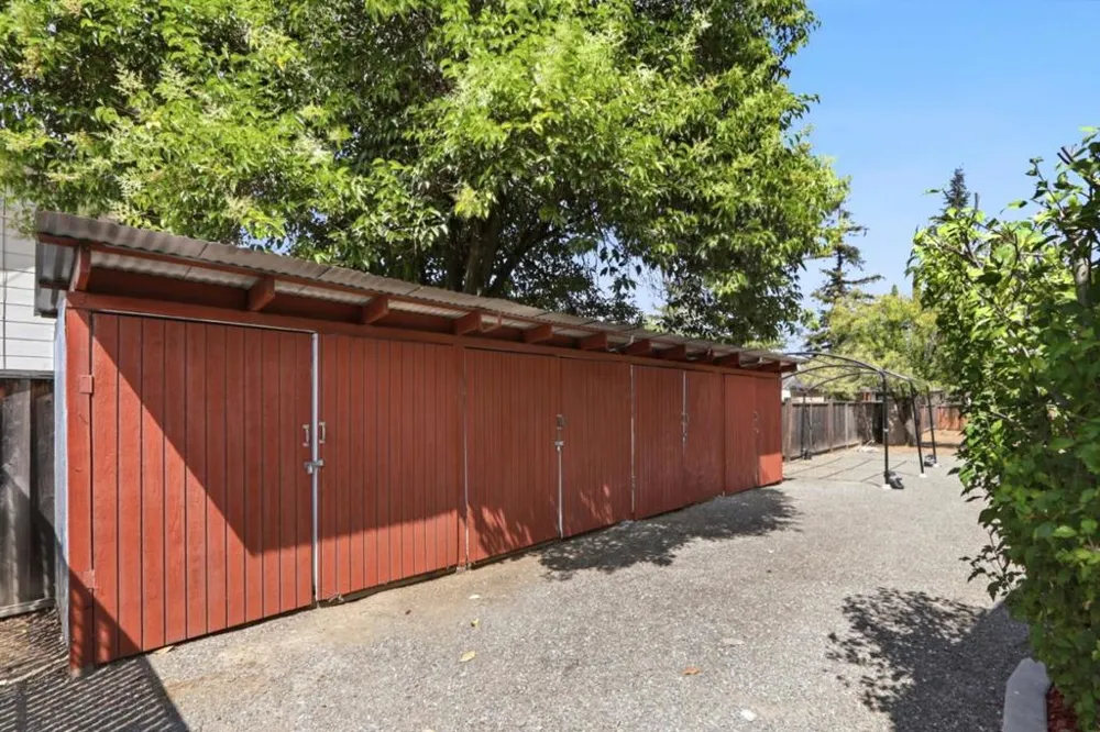 14815 Los Gatos-Almaden Road San Jose, CA 95124