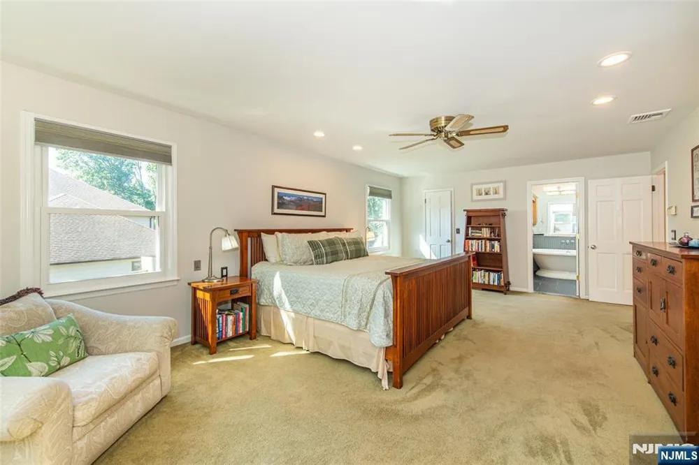 10 Weiss Drive Montville Township, NJ 07082