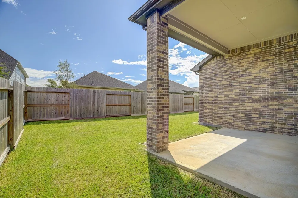 3851 Mulberry Farms Drive Santa Fe, TX 77510