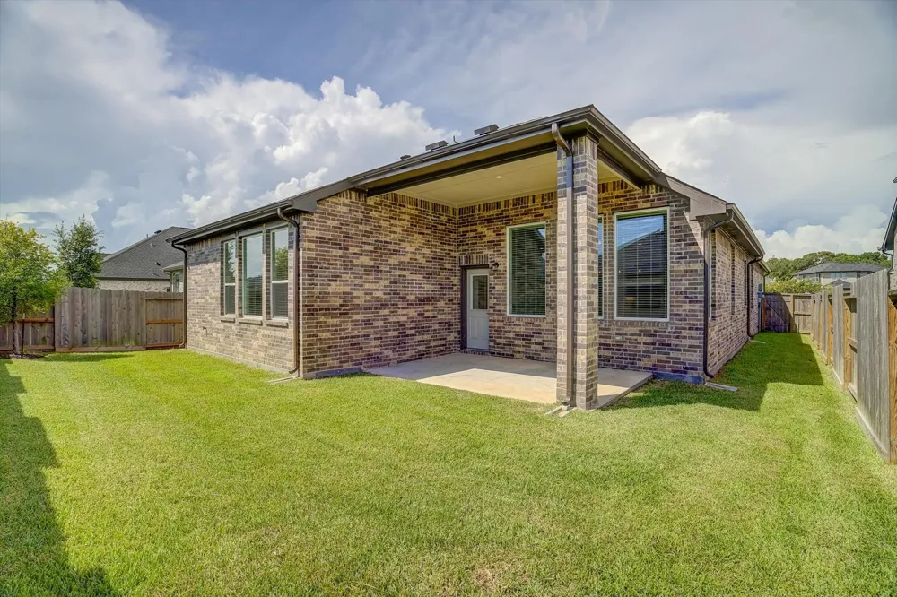 3851 Mulberry Farms Drive Santa Fe, TX 77510