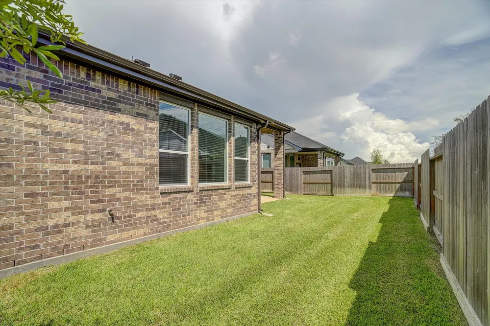 3851 Mulberry Farms Drive Santa Fe, TX 77510