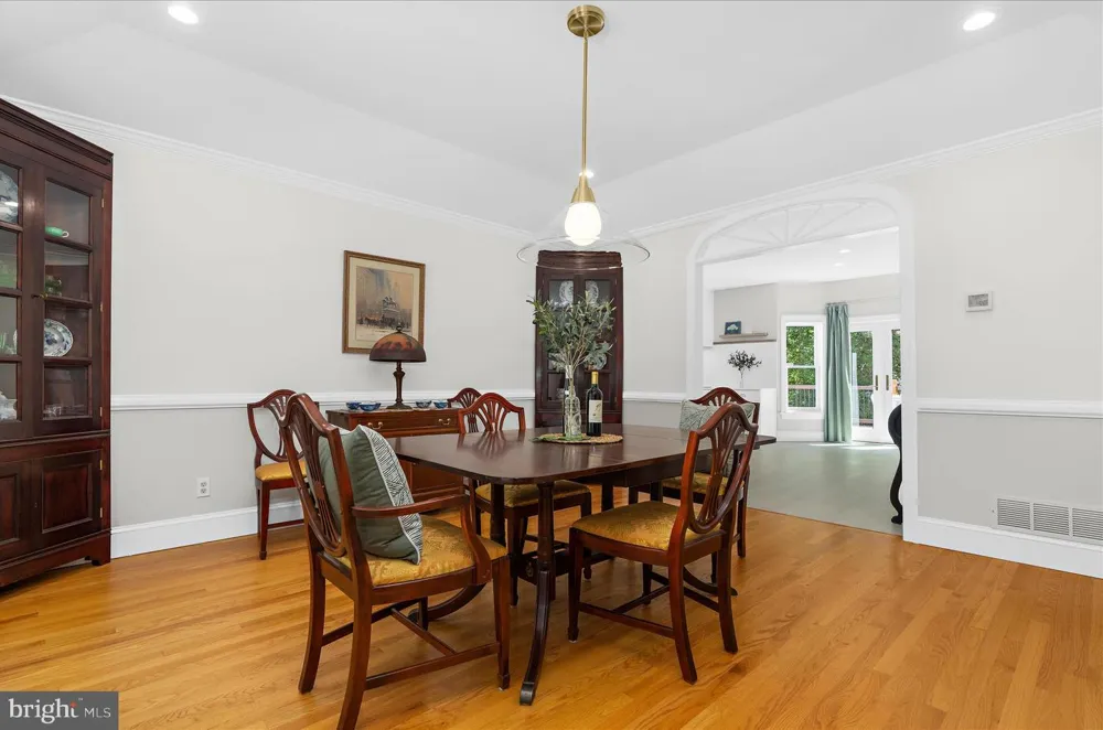 978 STONINGTON DRIVE Arnold, MD 21012