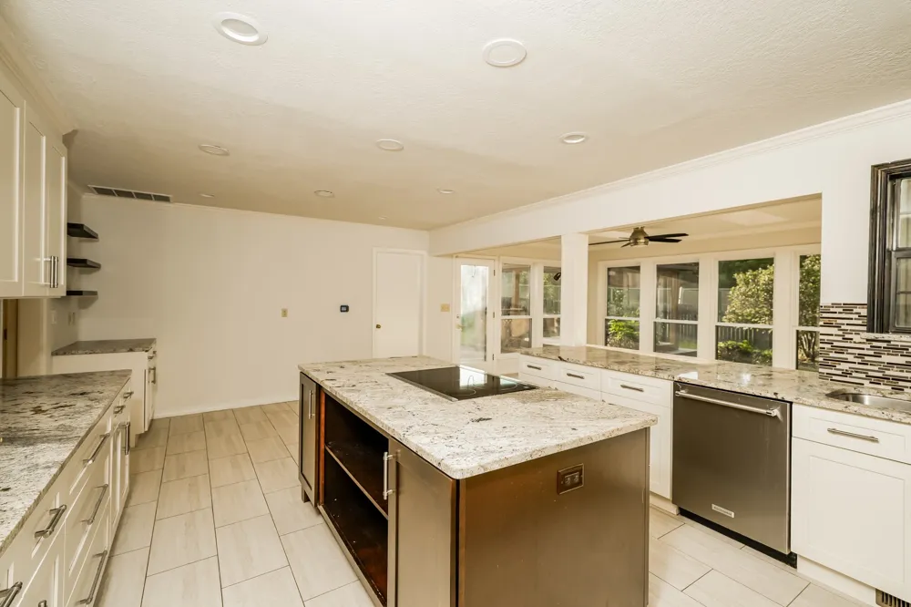 6605 E 65th Street Tulsa, OK 74133