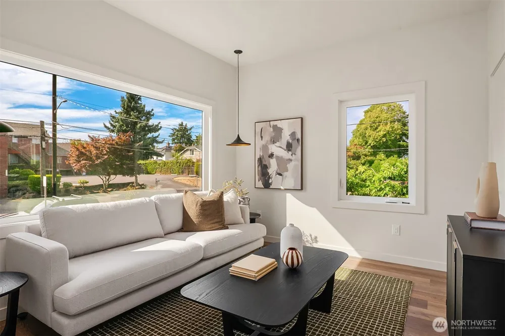 150 24th Avenue Seattle, WA 98112