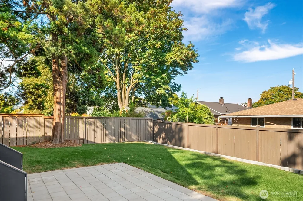 150 24th Avenue Seattle, WA 98112