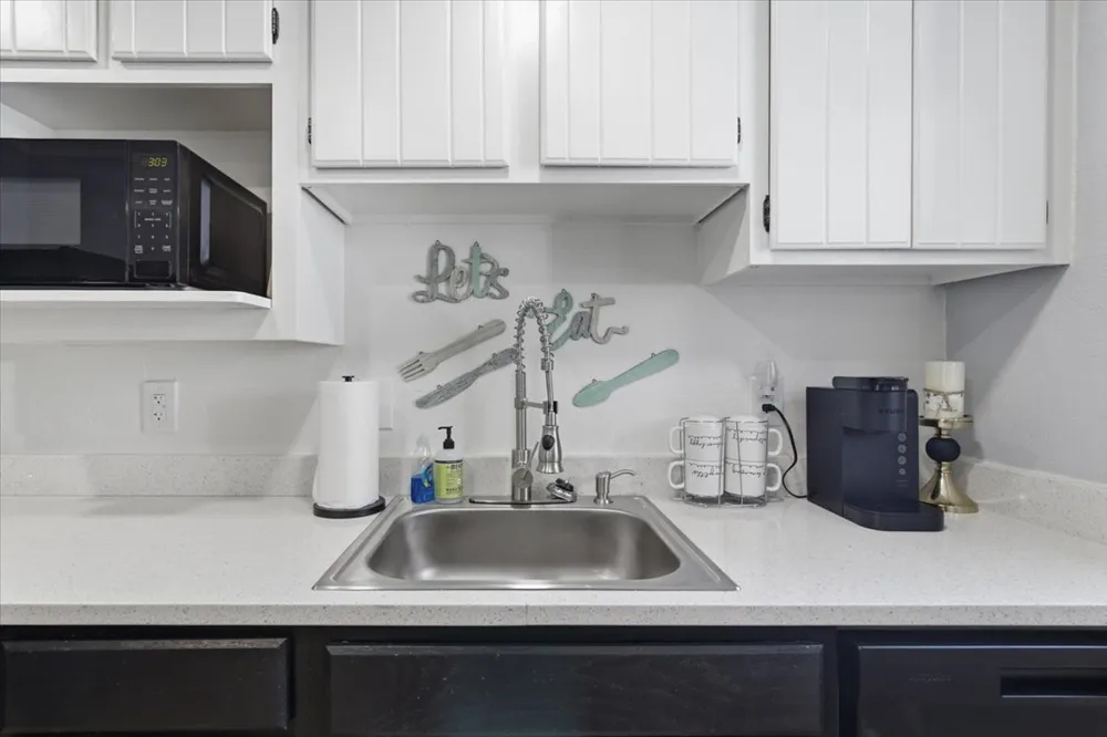 2205 E 5th Place Tulsa, OK 74104