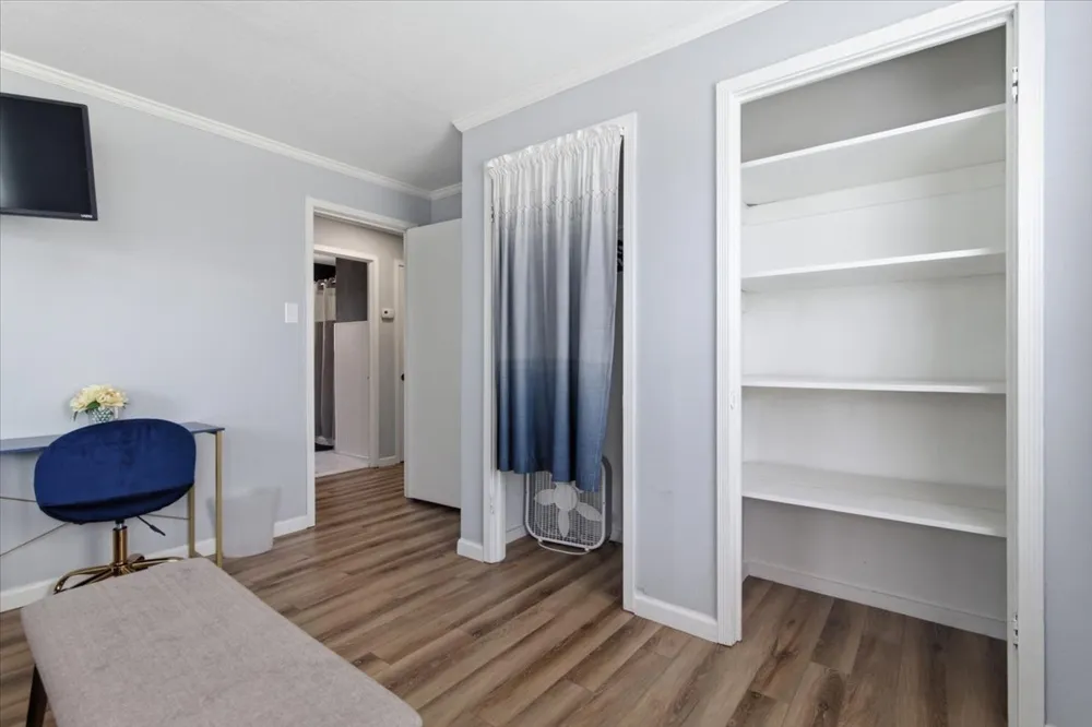 2205 E 5th Place Tulsa, OK 74104