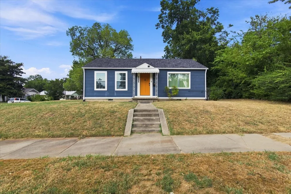 2205 E 5th Place Tulsa, OK 74104