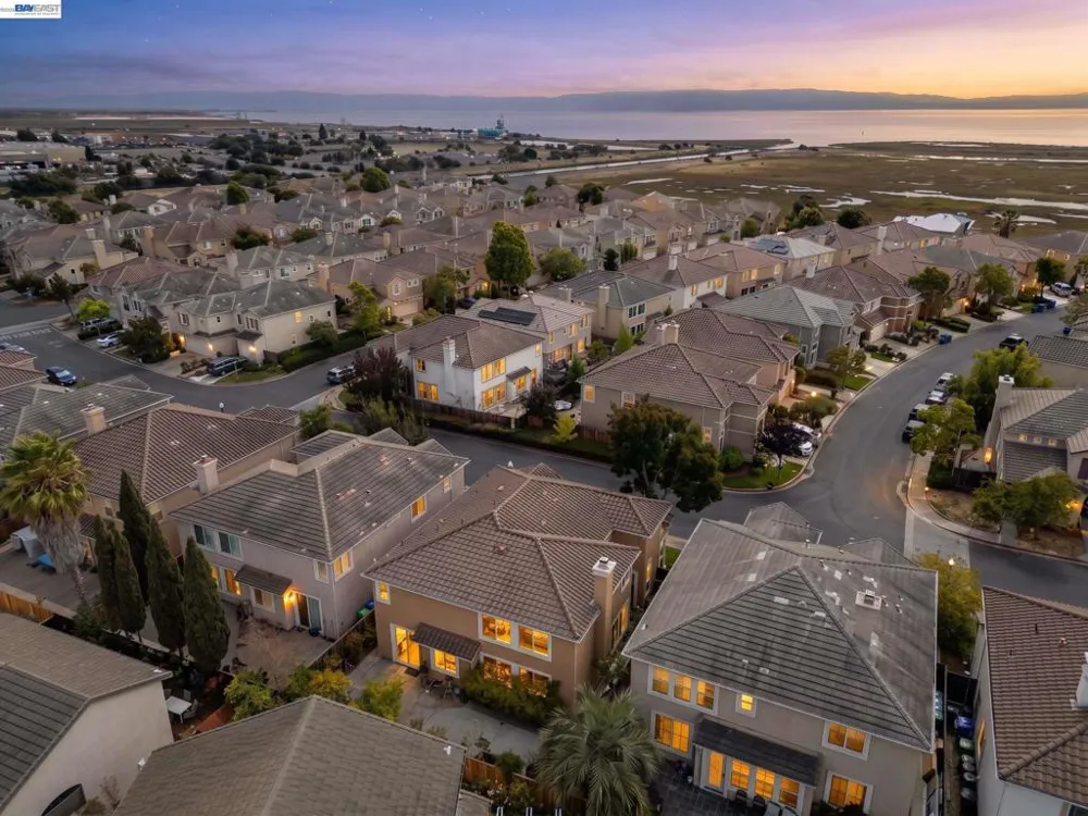 15632 Baypoint Ave San Leandro, CA 94579