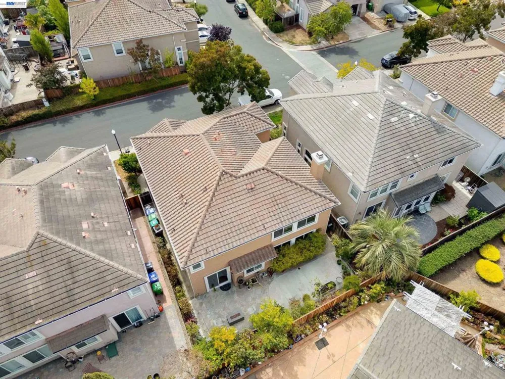 15632 Baypoint Ave San Leandro, CA 94579
