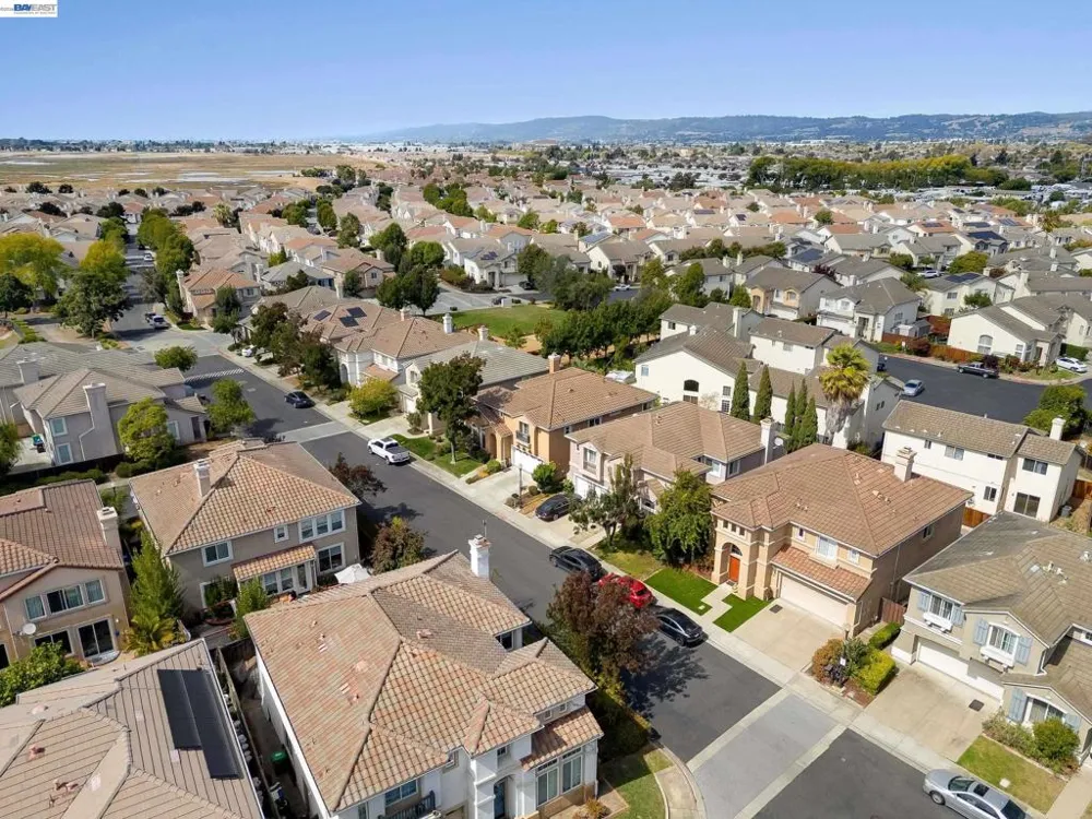 15632 Baypoint Ave San Leandro, CA 94579