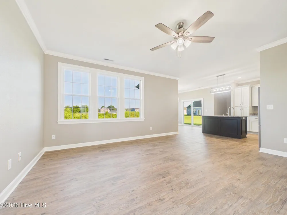 503 Spinnaker Street Elizabeth City, NC 27909
