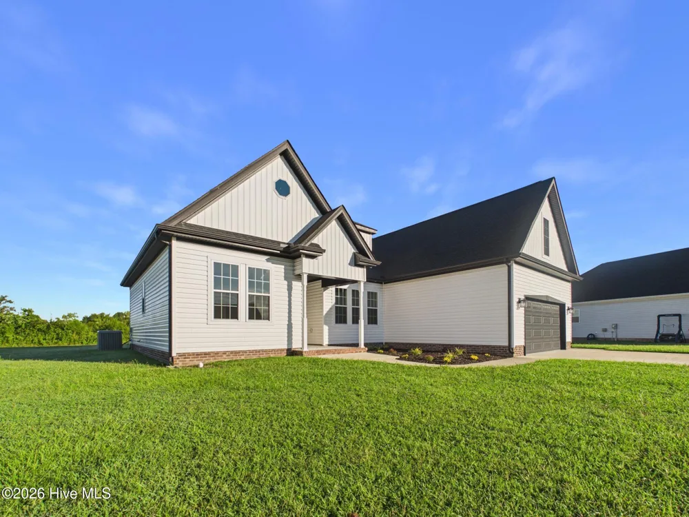 503 Spinnaker Street Elizabeth City, NC 27909