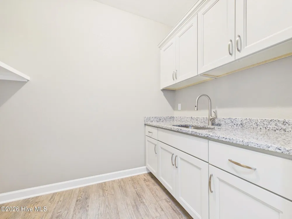 503 Spinnaker Street Elizabeth City, NC 27909