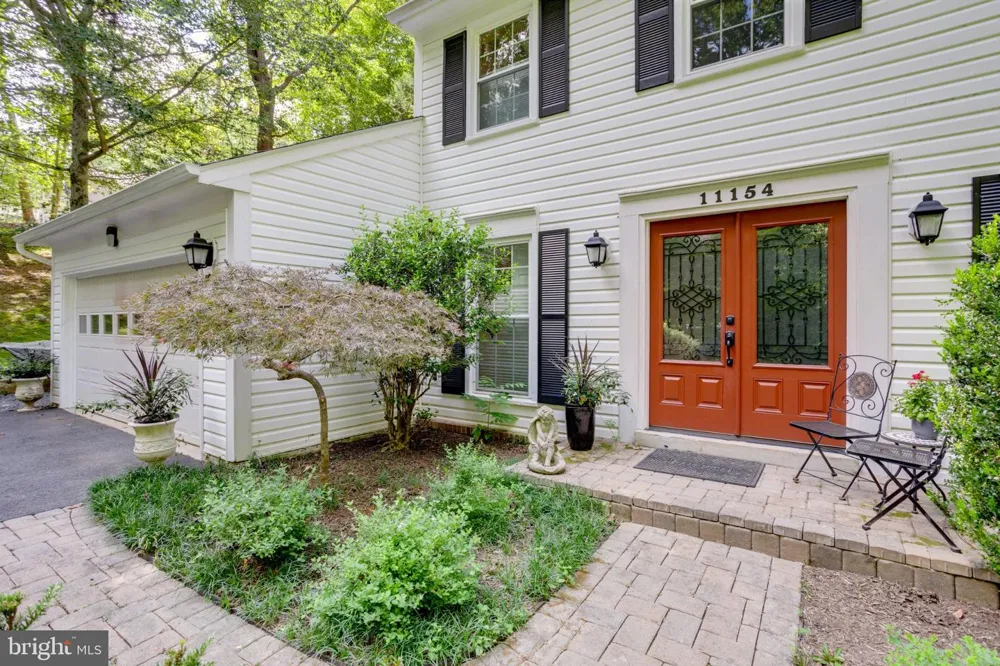 11154 STONEBROOK DRIVE Manassas, VA 20112