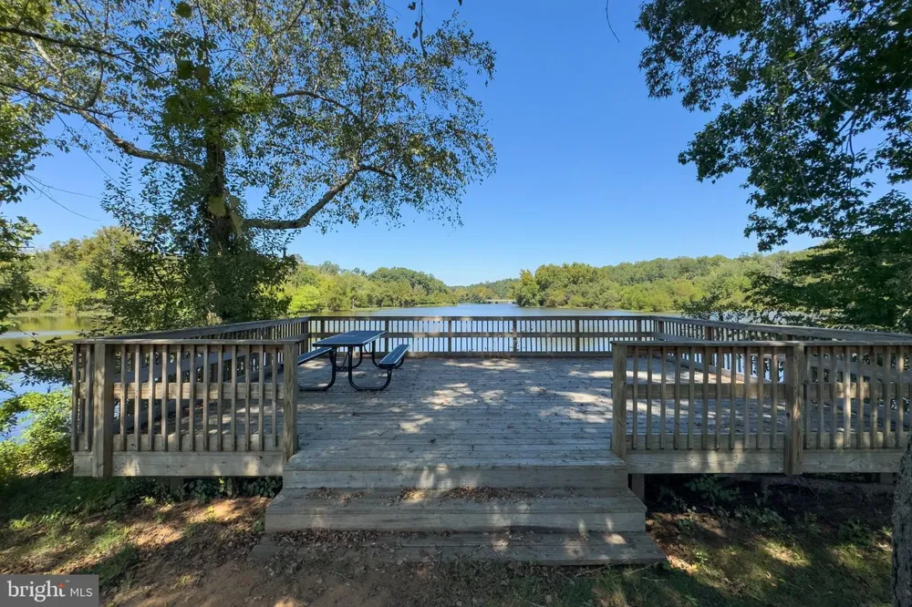 11154 STONEBROOK DRIVE Manassas, VA 20112