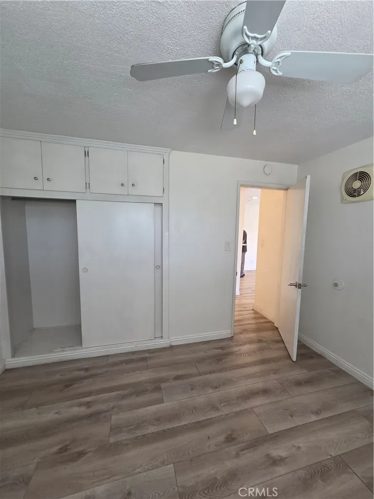 4573 main Riverside, CA 92501