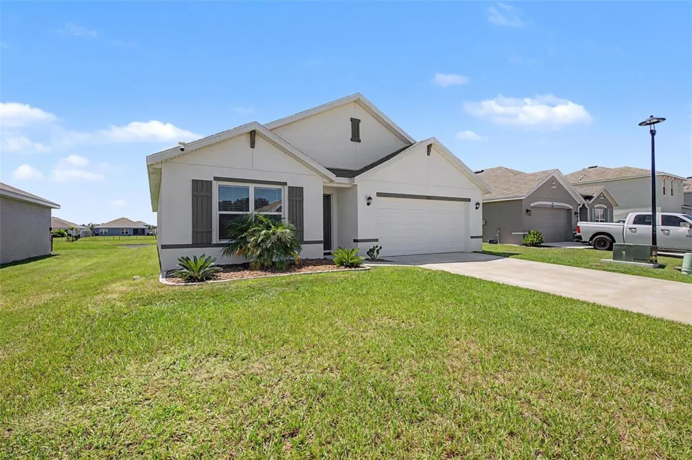 3733 112TH STREET E Palmetto, FL 34221