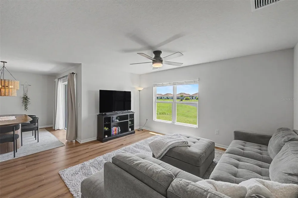 3733 112TH STREET E Palmetto, FL 34221