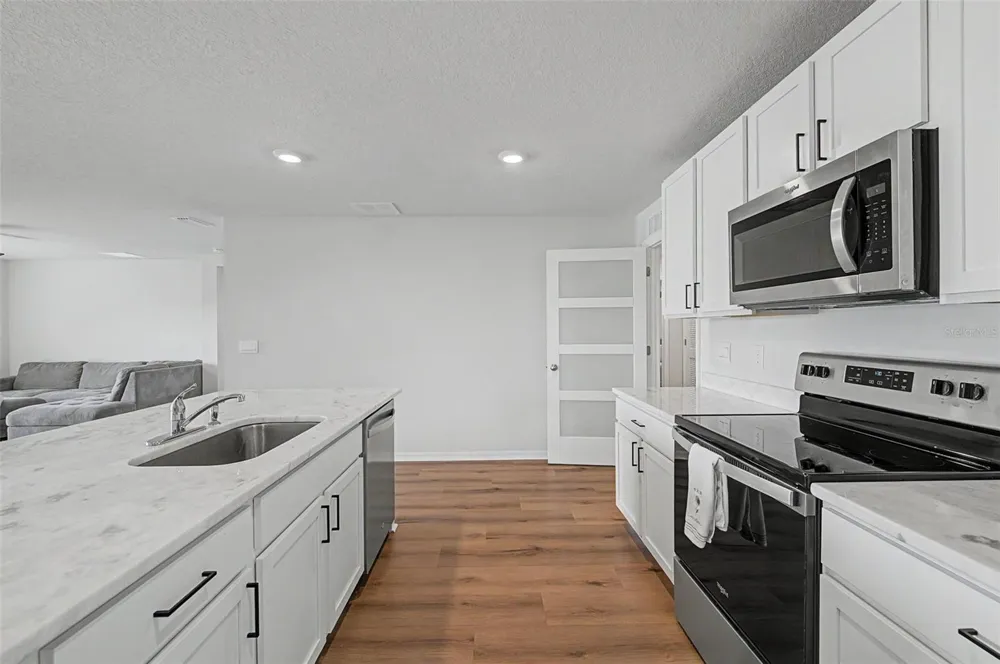 3733 112TH STREET E Palmetto, FL 34221