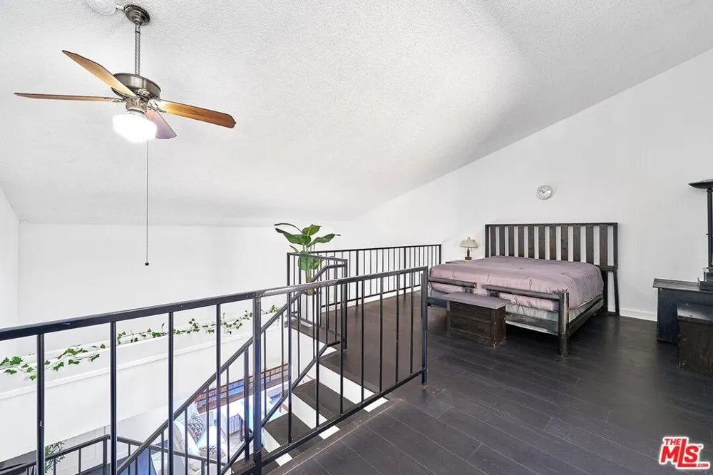 200 S La Fayette Park Place #2 Los Angeles, CA 90057