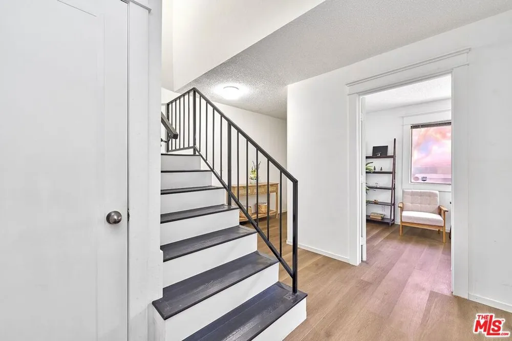 200 S La Fayette Park Place #2 Los Angeles, CA 90057