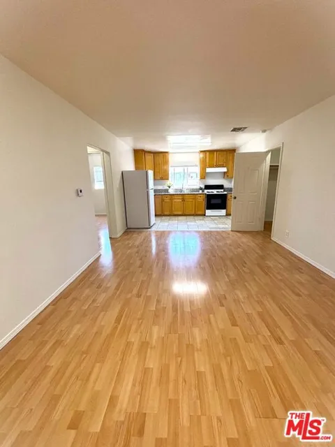 4343 W 4th Street #2-E
