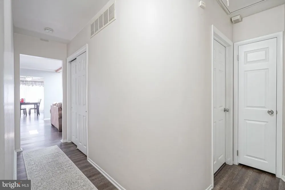 3 PEBBLE LANE Cherry Hill, NJ 08002