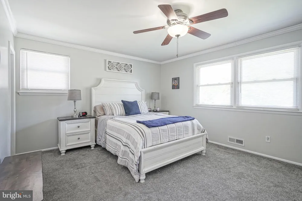 3 PEBBLE LANE Cherry Hill, NJ 08002