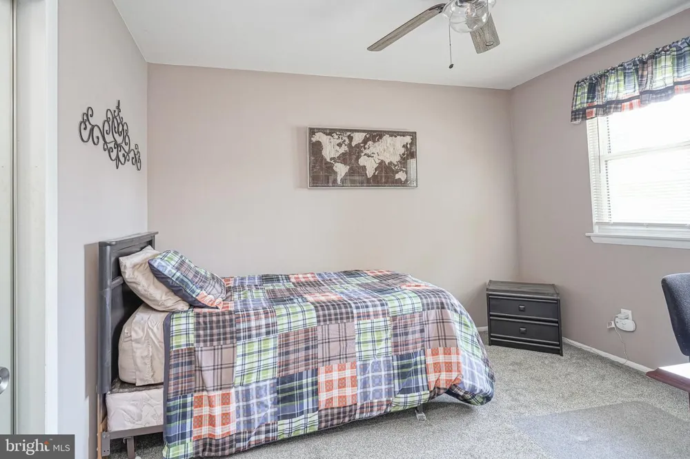 3 PEBBLE LANE Cherry Hill, NJ 08002