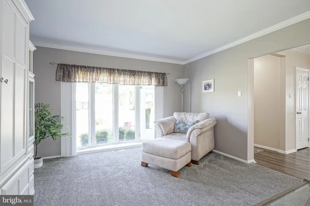 3 PEBBLE LANE Cherry Hill, NJ 08002