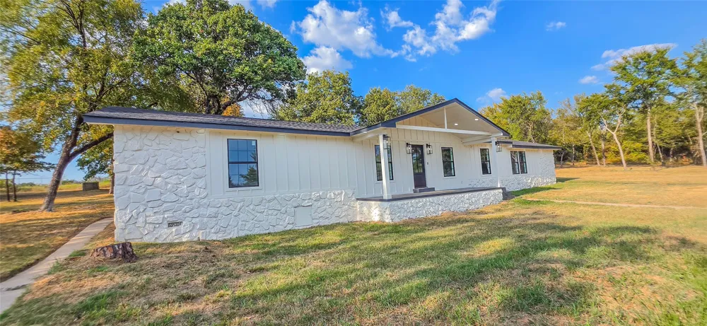 422311 E 1142 ROAD Eufaula, OK 74432