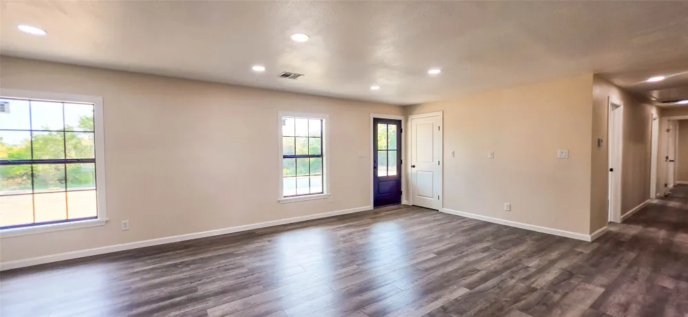 422311 E 1142 ROAD Eufaula, OK 74432