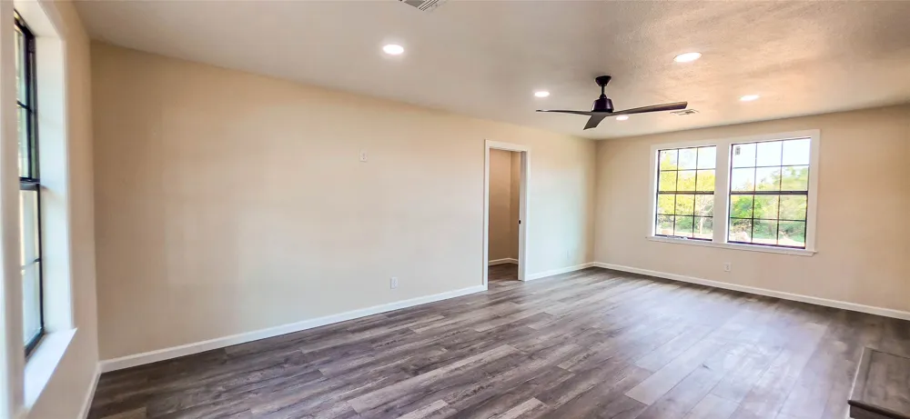 422311 E 1142 ROAD Eufaula, OK 74432