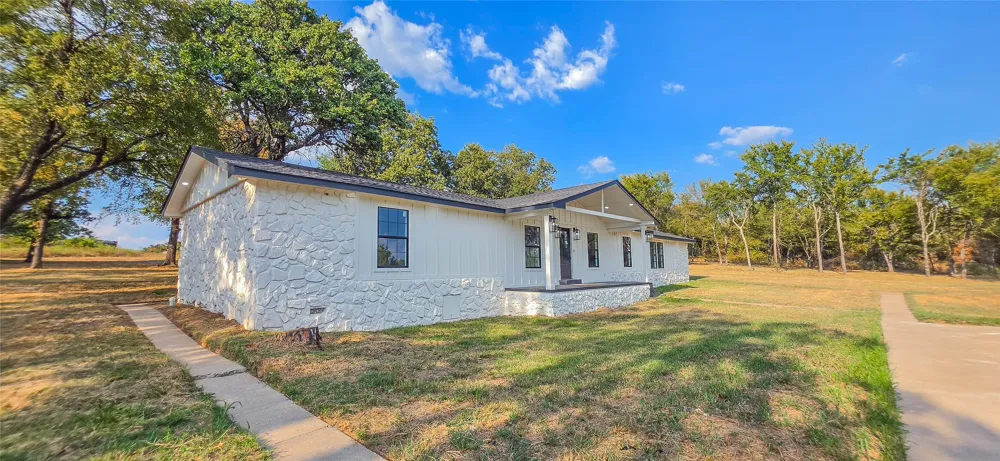 422311 E 1142 ROAD Eufaula, OK 74432
