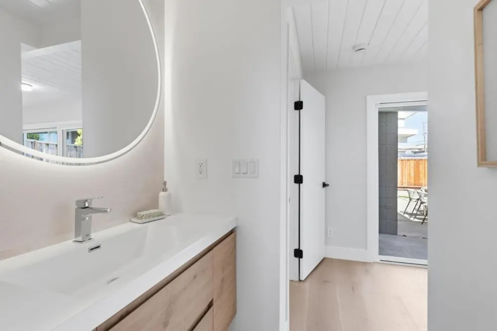 1648 Wolfe Drive San Mateo, CA 94402