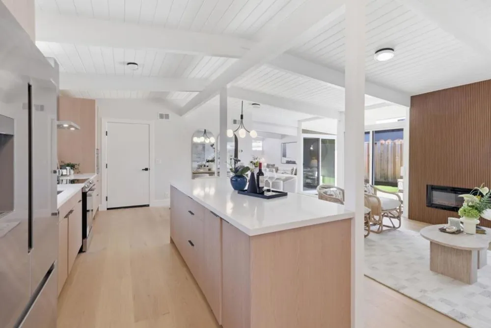 1648 Wolfe Drive San Mateo, CA 94402