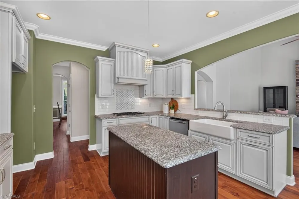 7807 Winterbourne Drive Summerfield, NC 27358