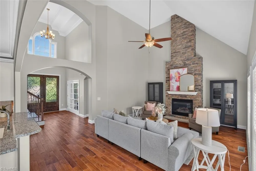 7807 Winterbourne Drive Summerfield, NC 27358