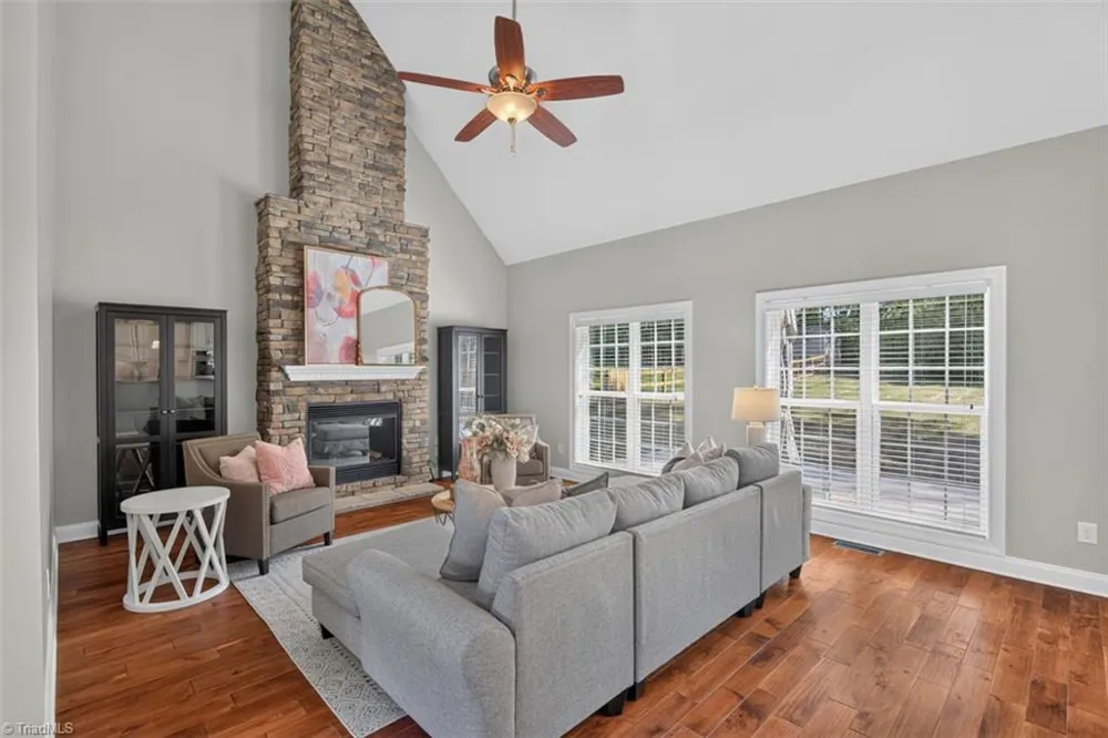 7807 Winterbourne Drive Summerfield, NC 27358