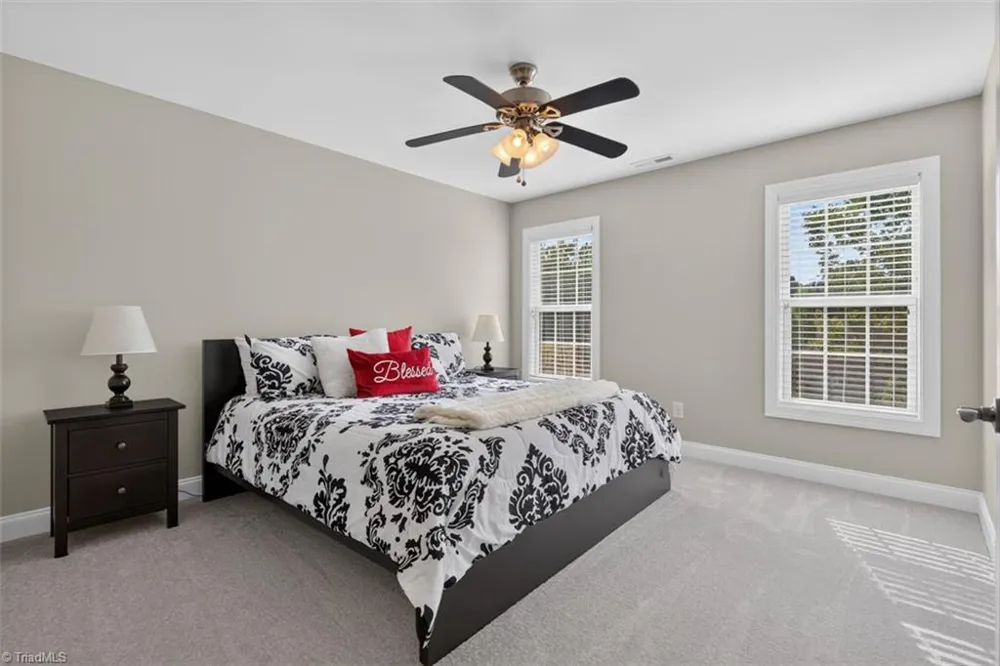 7807 Winterbourne Drive Summerfield, NC 27358
