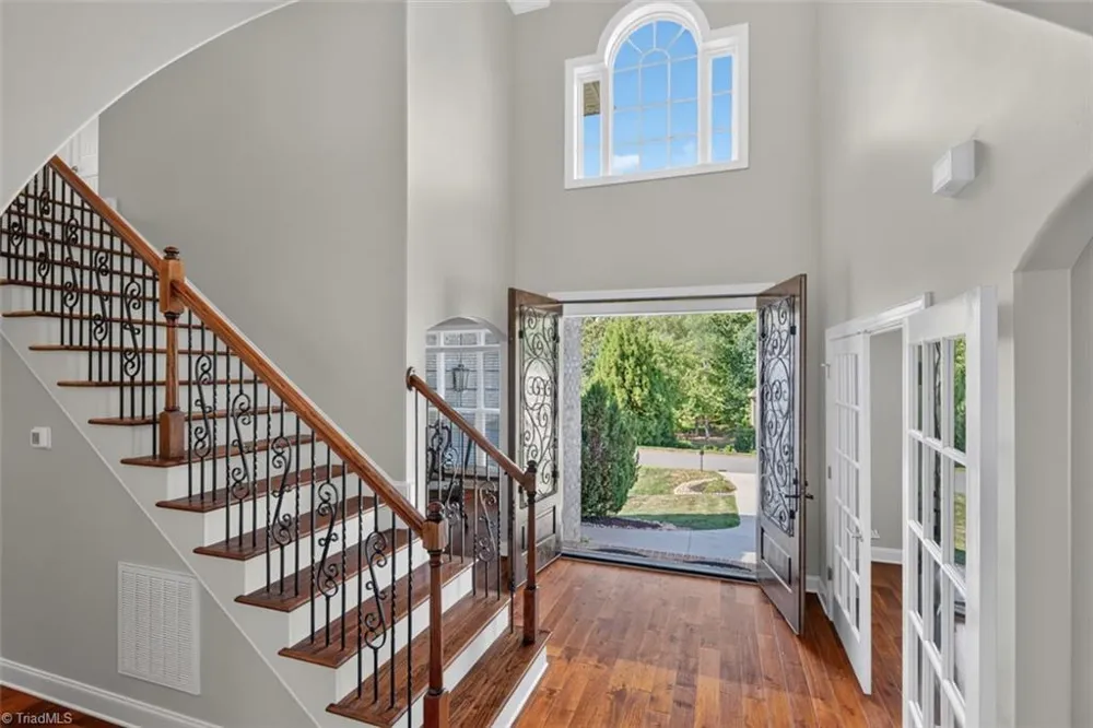 7807 Winterbourne Drive Summerfield, NC 27358